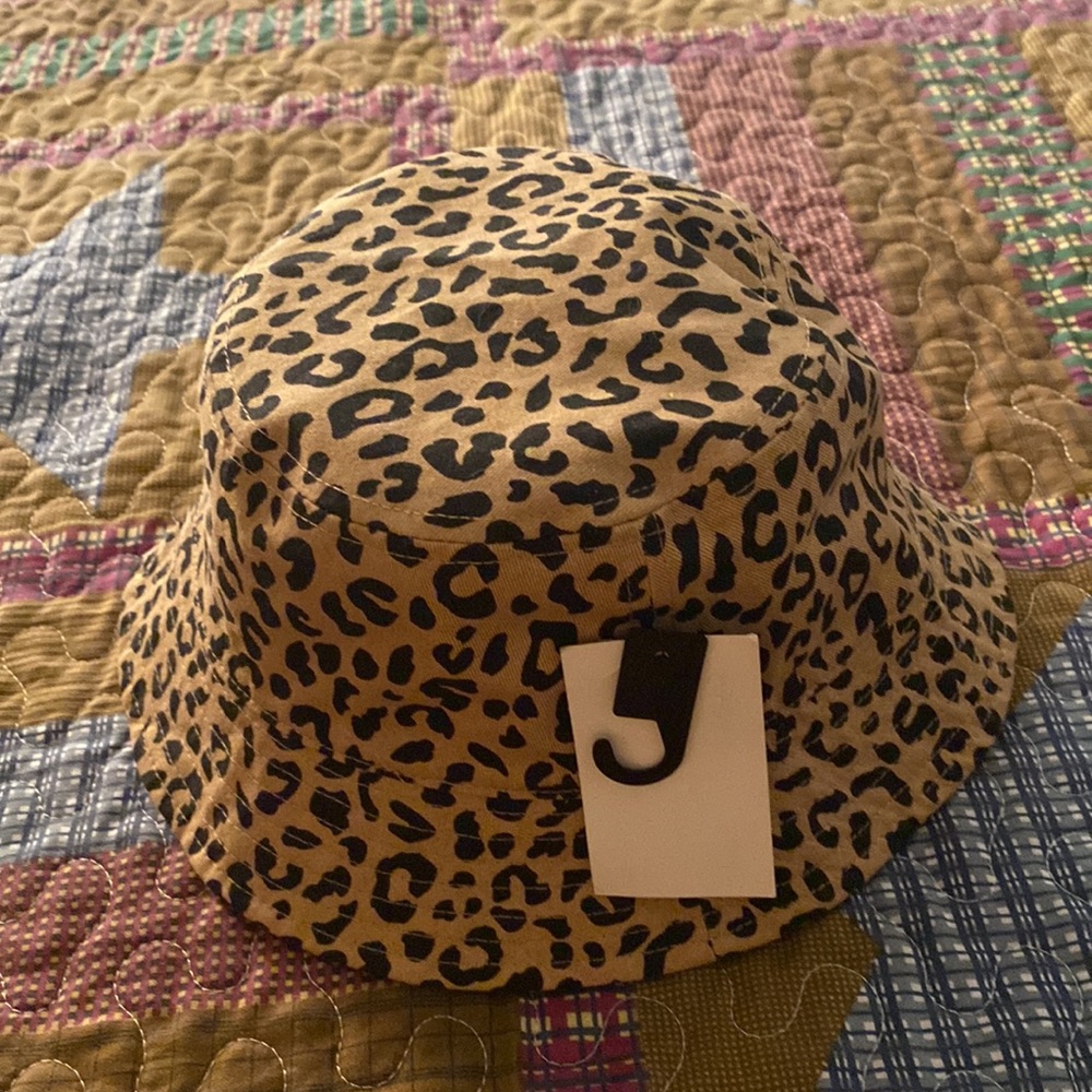 Brand New! Divided H&M Hat - Picture 5 of 5
